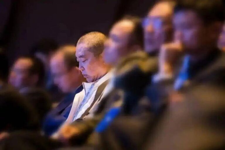 日媒揭秘中国AI崛起内幕：年轻一代加入使中国超越“追随者”地位